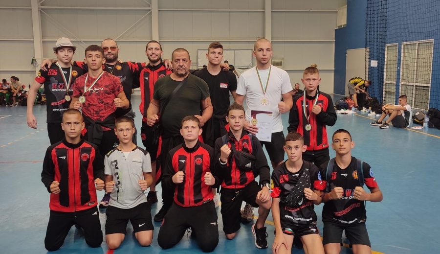 Спартаковци с девет медала от Държавното първенство по кикбокс!